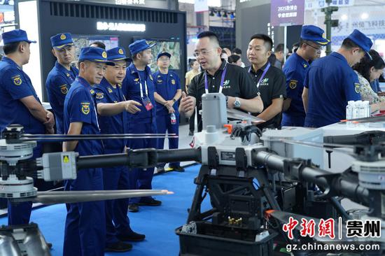 無人機智能測繪 貴州企業亮相數博會，前沿科技賦能千行百業